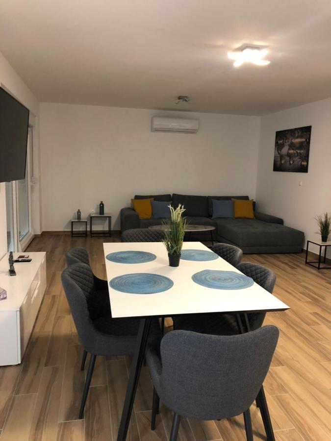 Adria-Appartment-Island-Vir #Sea #Beach #Wifi #Privateparking #Netflix 外观 照片