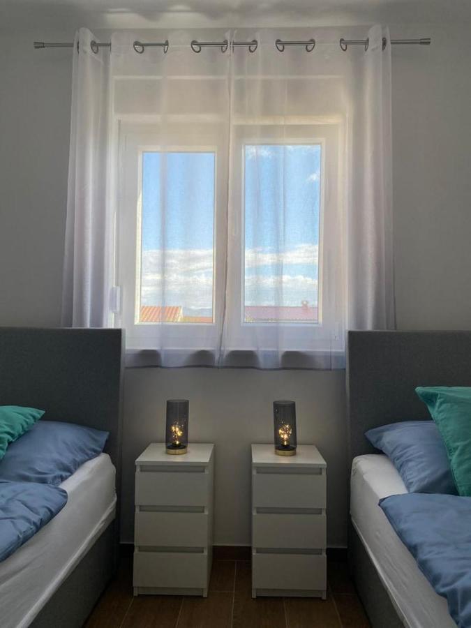 Adria-Appartment-Island-Vir #Sea #Beach #Wifi #Privateparking #Netflix 外观 照片