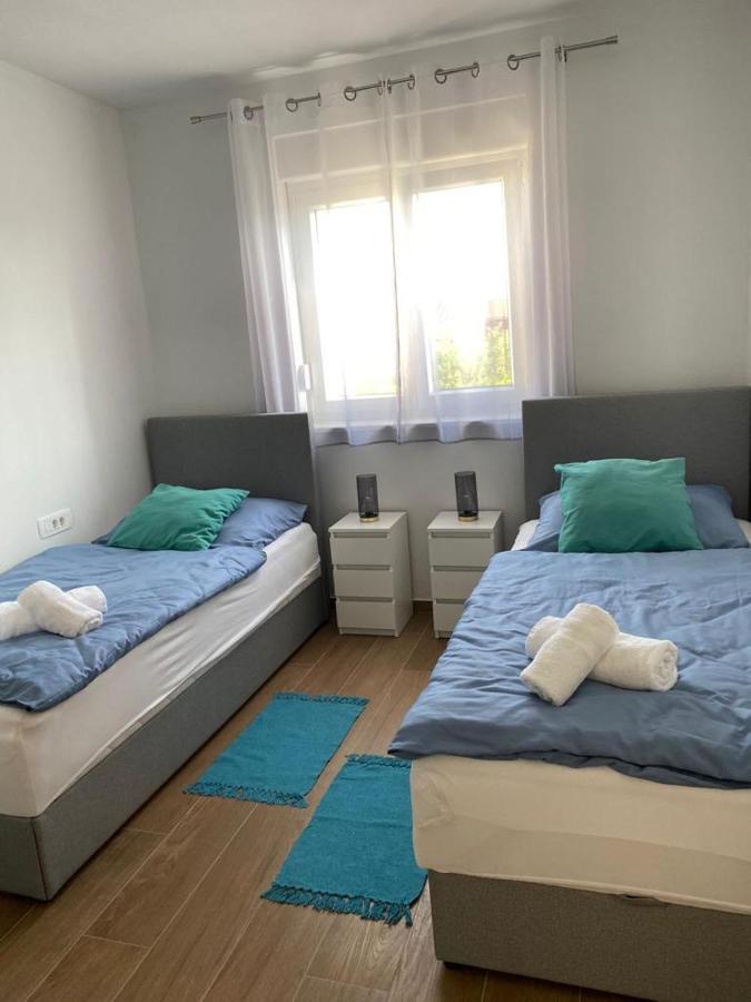 Adria-Appartment-Island-Vir #Sea #Beach #Wifi #Privateparking #Netflix 外观 照片